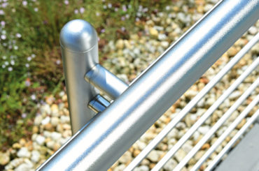 Modersohn® Stainless Steel<br/>Glänzender Auftritt für Edelstahl Oberflächen