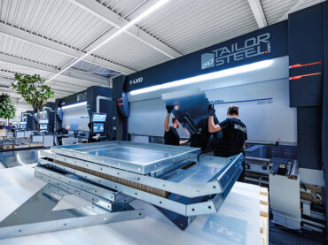 247 Tailor Steel: Bearbeitung mit digitaler Effizienz