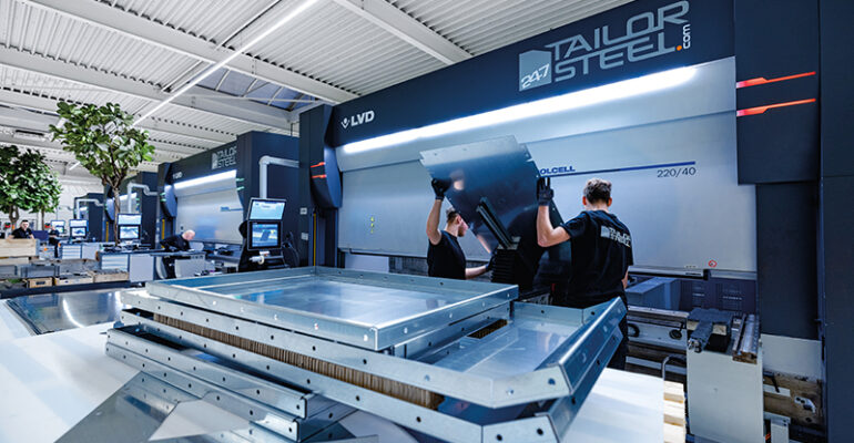 247 Tailor Steel: Bearbeitung mit digitaler Effizienz